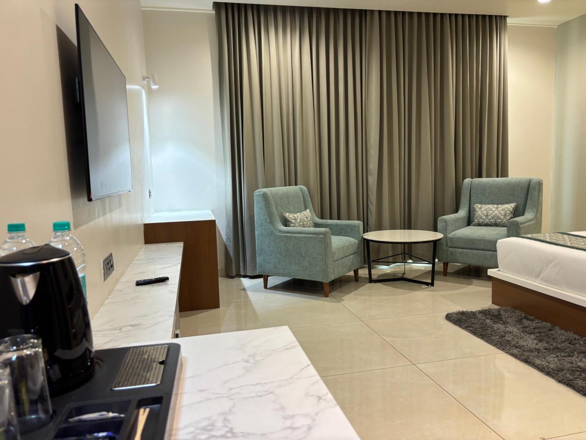 Hotel The Crown Inn Jhunjhunu المظهر الخارجي الصورة