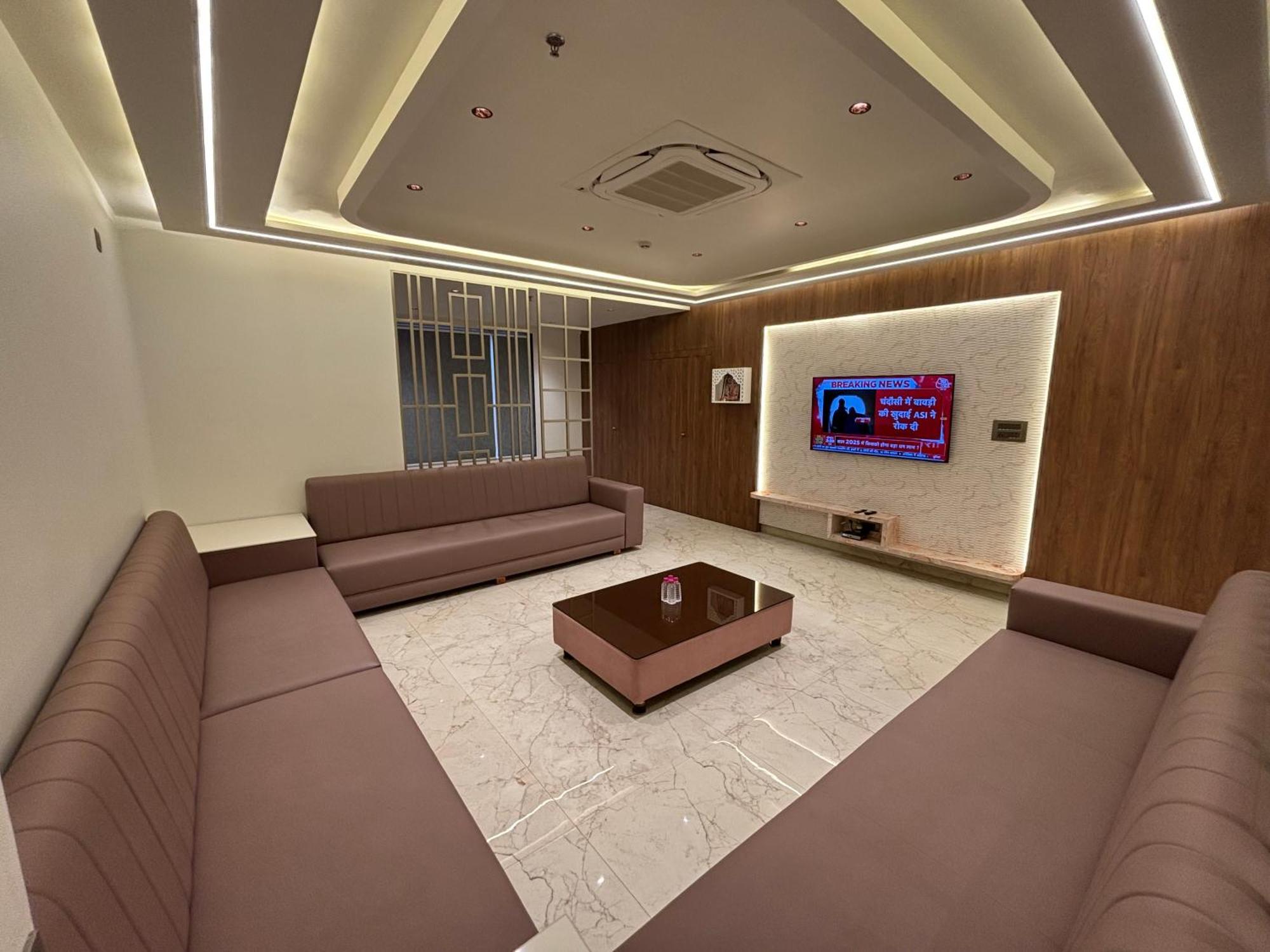 Hotel The Crown Inn Jhunjhunu المظهر الخارجي الصورة