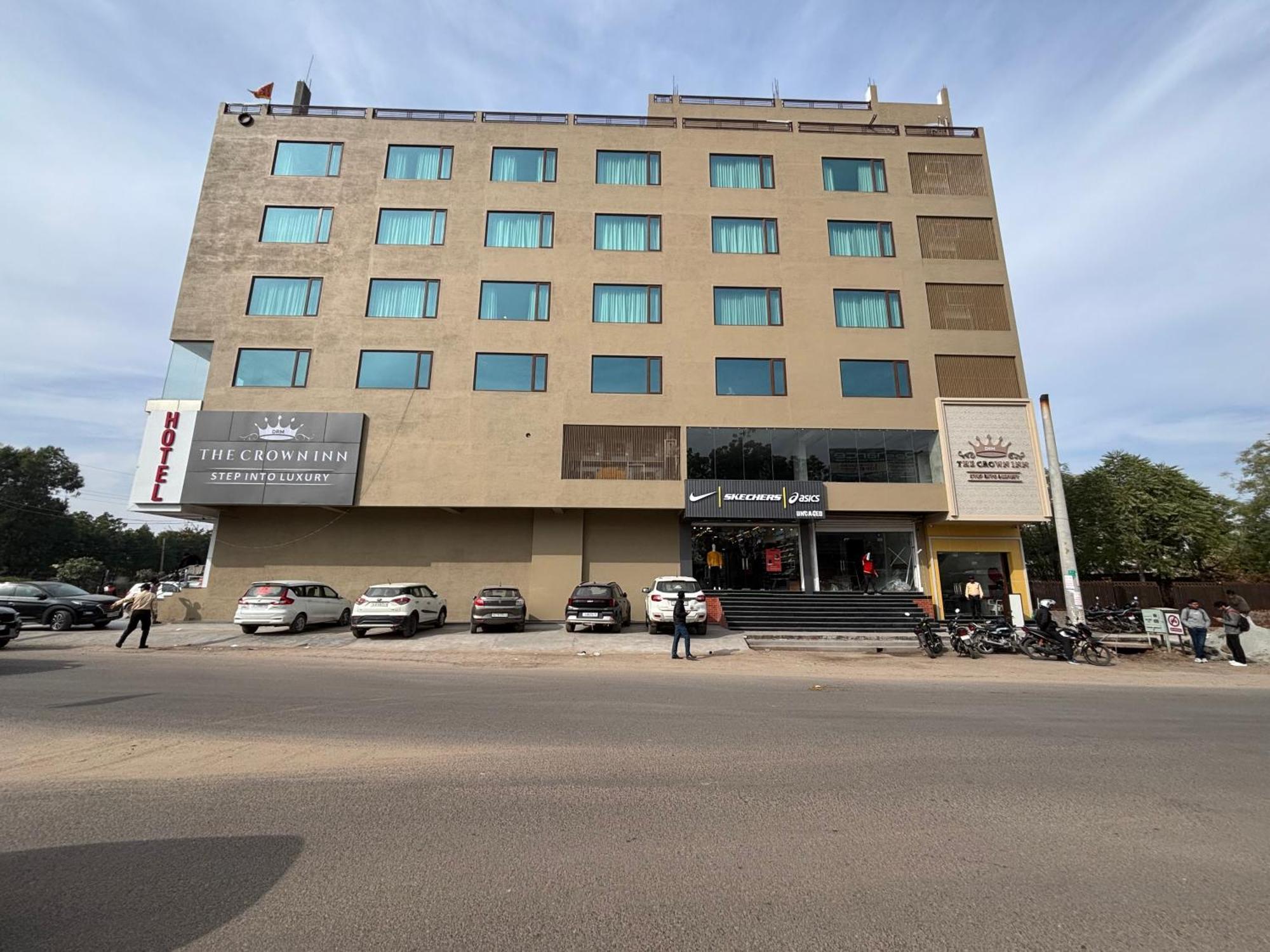 Hotel The Crown Inn Jhunjhunu المظهر الخارجي الصورة