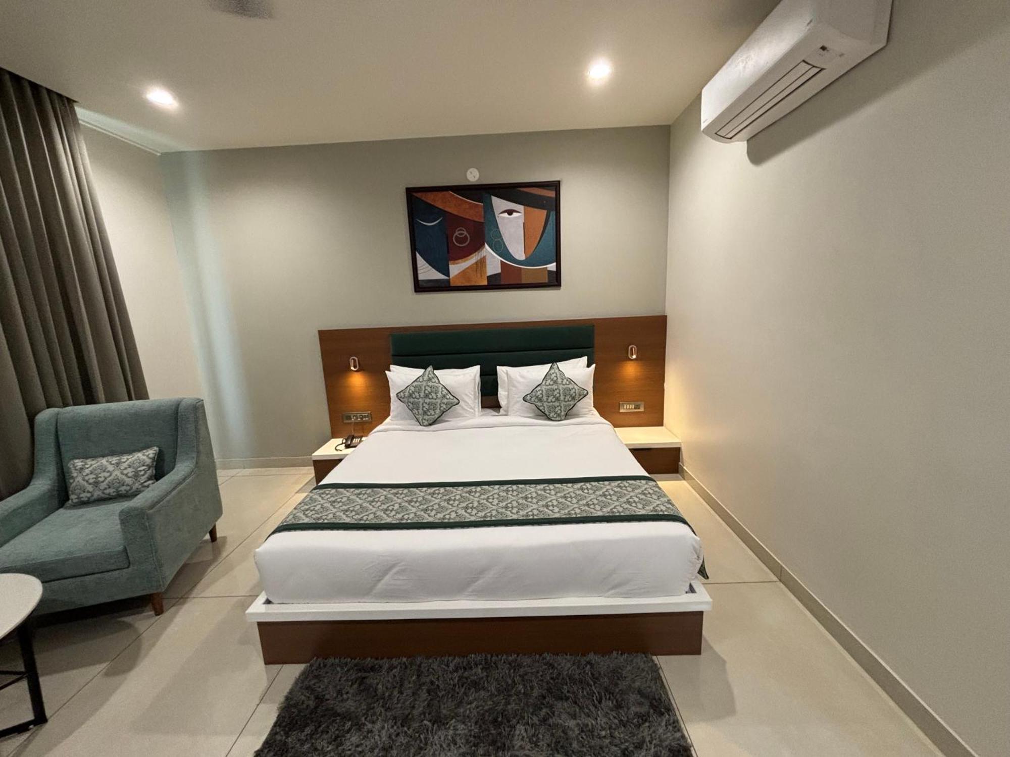 Hotel The Crown Inn Jhunjhunu المظهر الخارجي الصورة