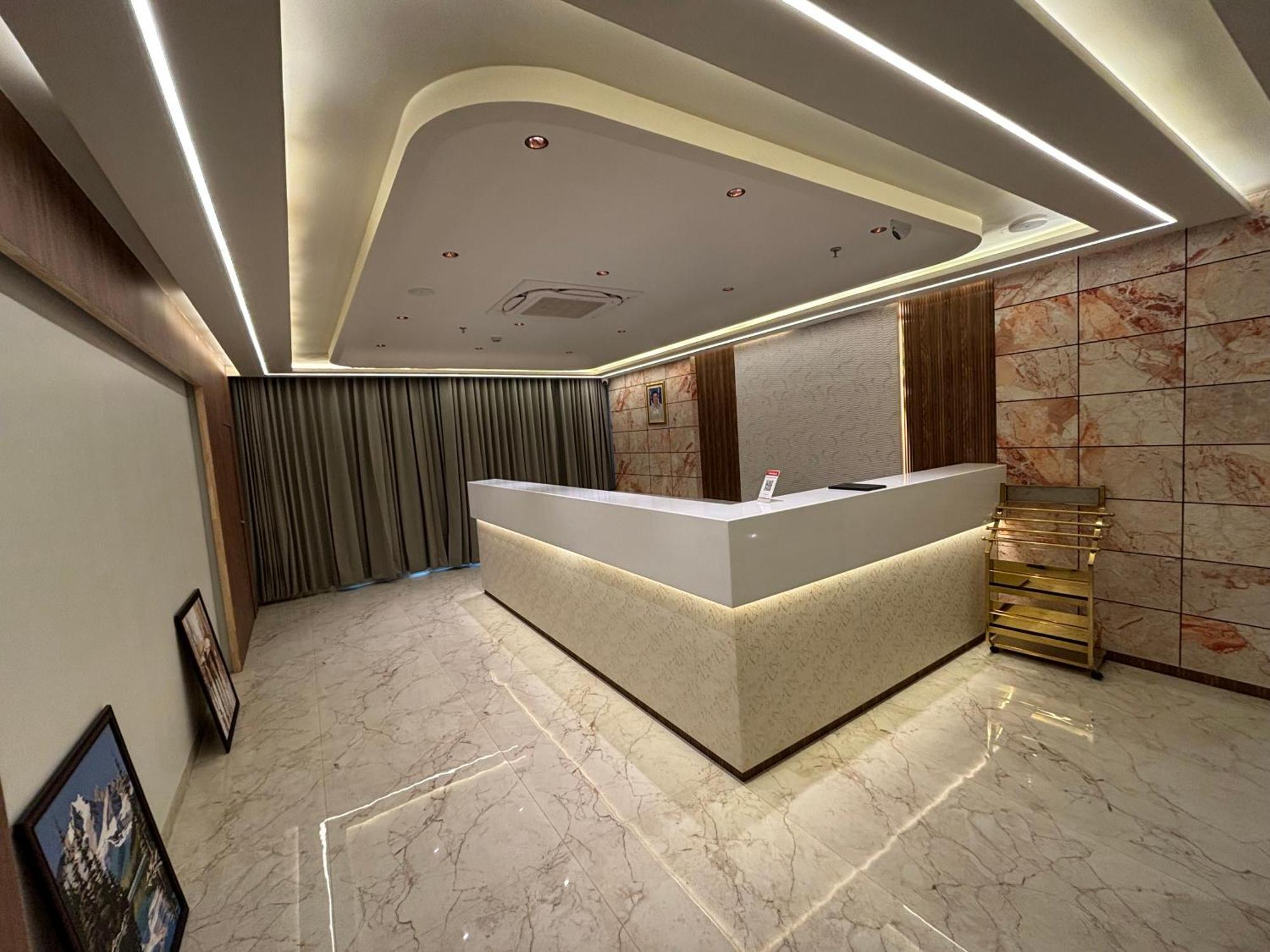 Hotel The Crown Inn Jhunjhunu المظهر الخارجي الصورة