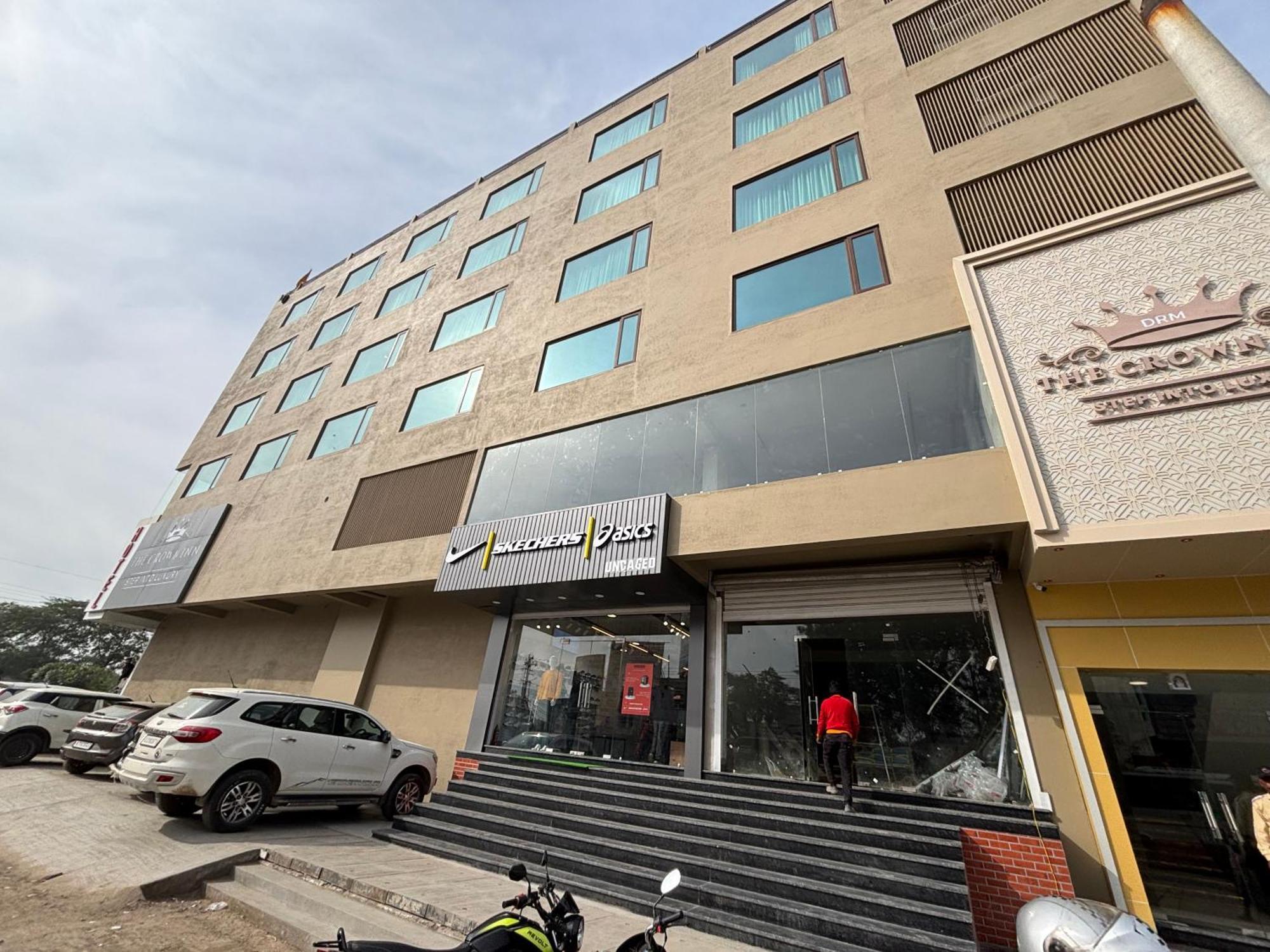 Hotel The Crown Inn Jhunjhunu المظهر الخارجي الصورة