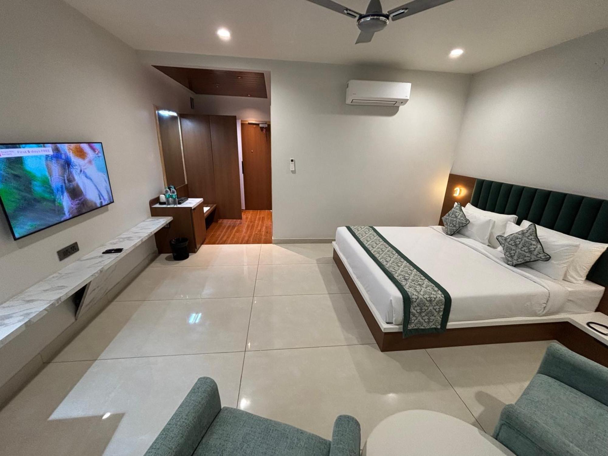 Hotel The Crown Inn Jhunjhunu المظهر الخارجي الصورة