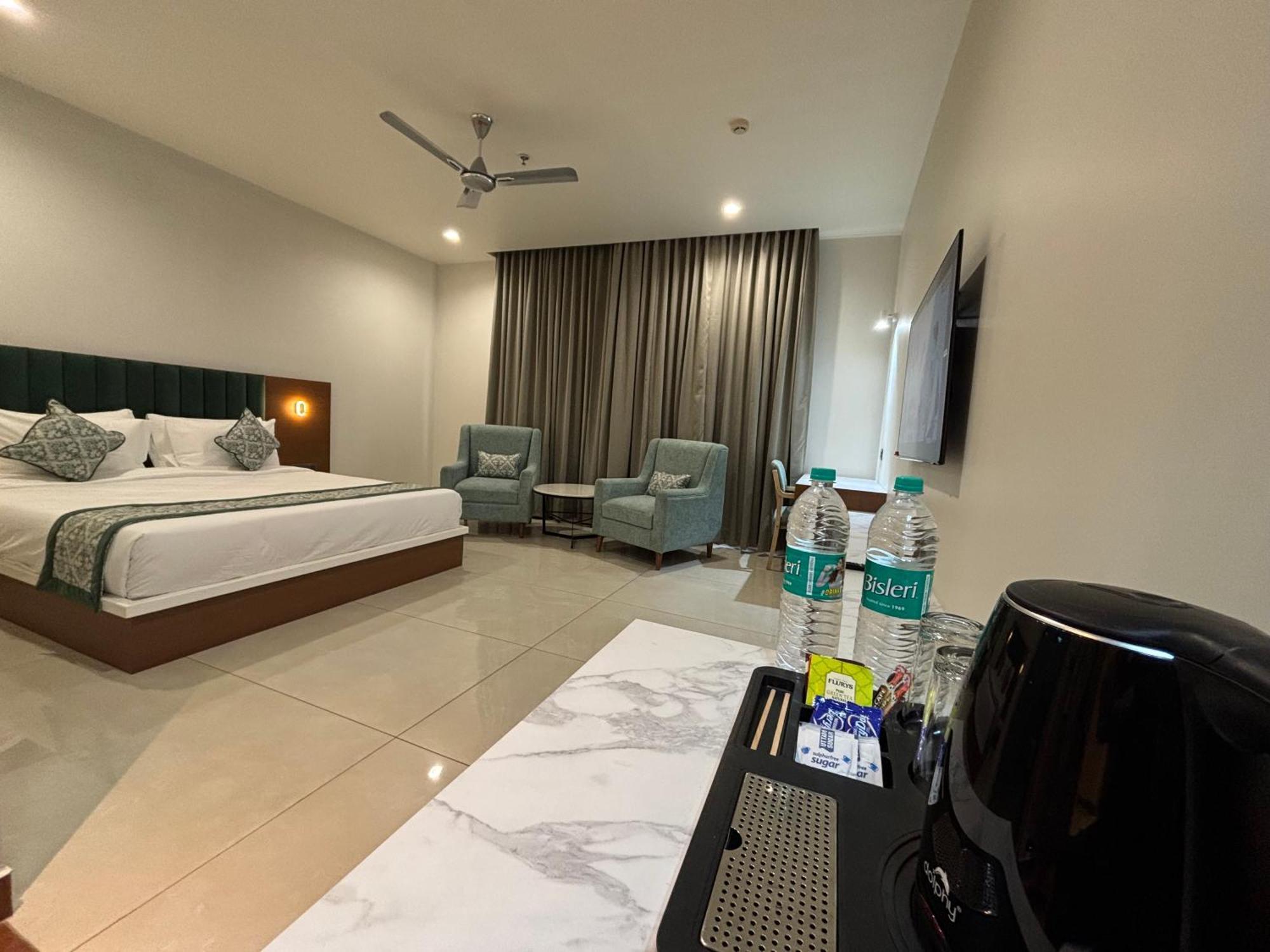 Hotel The Crown Inn Jhunjhunu المظهر الخارجي الصورة